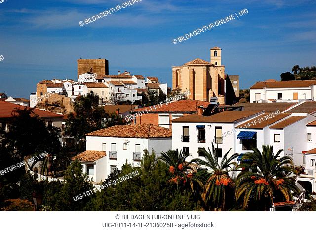 Spain, Andalusia, white village in the Sierra de Grazalema, Setenil de las Bodegas is a small village between Ronda and Olvera in the province of Cadiz
