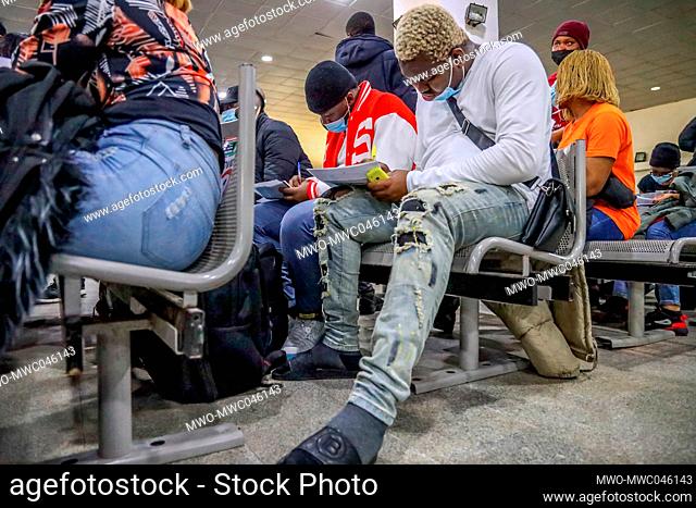 Abuja, Nigeria. 6th March 2022. Nigerian students who were evacuated from Ukraine return home. They arrived at the Nnamdi Azikiwe International Airport, Abuja