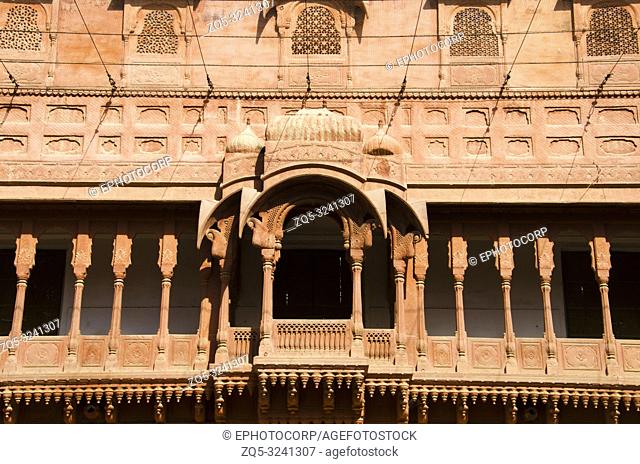 Carving details of the balcony located at the Junagarh Fort, Bikaner, Rajasthan, India