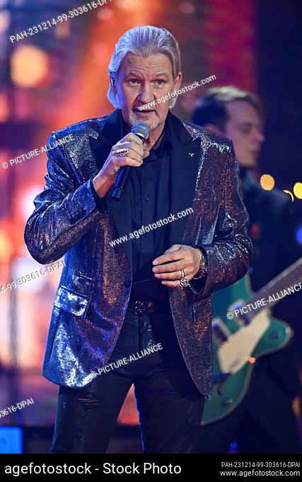 14 December 2023, Saxony, Leipzig: Irish singer Johnny Logan will be on stage during the 29th José Carreras Gala. The show from Media City Leipzig will be...