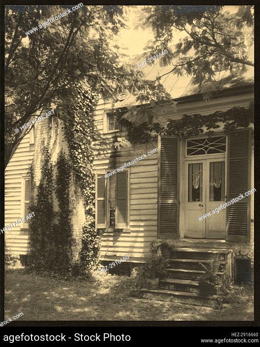 Mr. Eddy Brooks, exterior of house, between 1925 and 1929. Creator: Frances Benjamin Johnston
