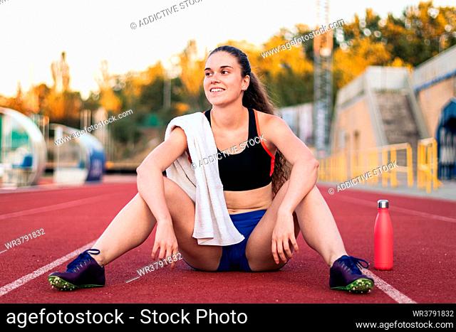 break, water bottle, sportswoman