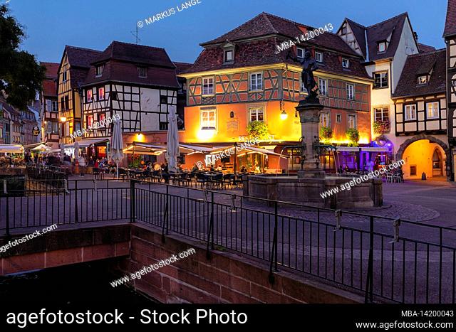 Street restaurant on Place de l'Ancienne Douane, Colmar, Alsace Wine Route, Alsace, France