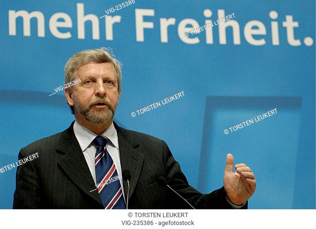 Alexander MILINKEWITSCH, opposition candidate of the presidential elections in Belarus. - BERLIN, BERLIN, GERMANY, 07/04/2006