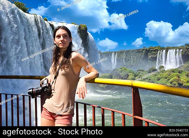 Tourist in bacony. Iguazú Falls National Park. Misiones Argentina. Iguaçu. Paraná. Brasil