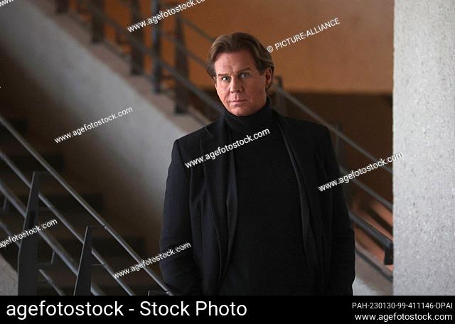 PRODUCTION - 28 January 2023, Bavaria, Munich: Actor Thomas Heinze at an exclusive photo session with the German Press Agency (dpa)