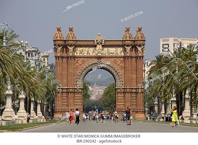 Arc de Triomf, Passeig de Lluis Companys, Barcelona, Catalonia, Spain