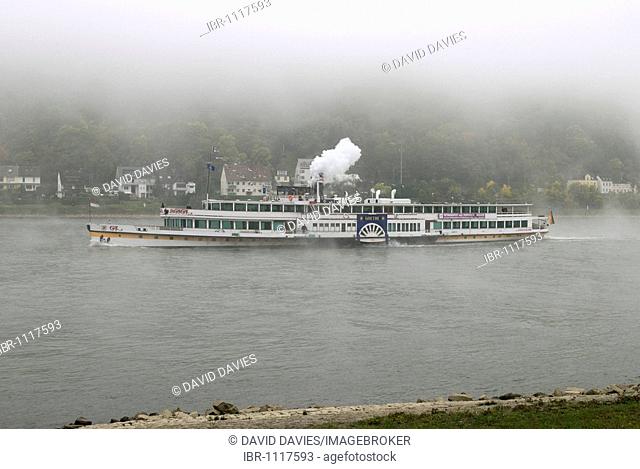 Paddle steam ship Goethe, the last one on the Rhine during the final weeks of operation under steam, seen arriving at Lahnstein near Koblenz