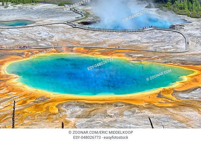The Grand Prismatic Spring and visitors, Midway Geysser Basin, Yellowstone National Park