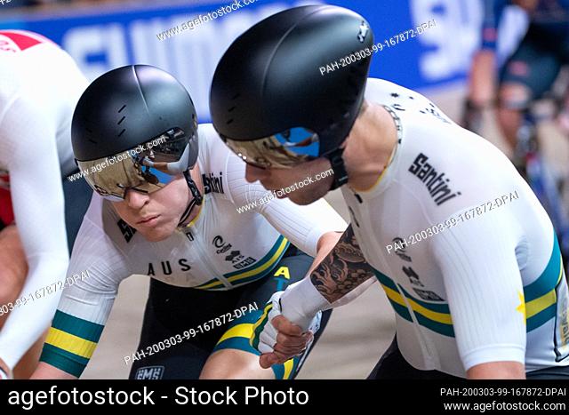 01 March 2020, Berlin: Cycling/track: World Championship, Men, Madison: The team from Australia, Cameron Meyer and Sam Welsford, performs a slingshot
