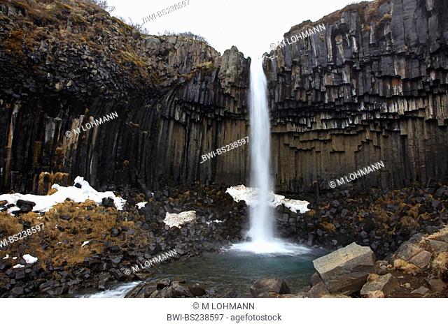 waterfall Svartifoss at the Skaftafell National Park framed by black basalt columns, Iceland, Suedwest Island, Skaftafell Nationalpark
