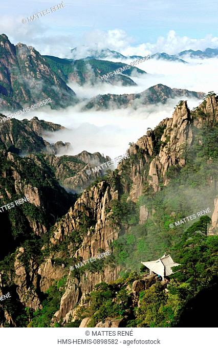 China, Anhui province, Huangshan mountain (Yellow mountains), listed as World Heritage by UNESCO