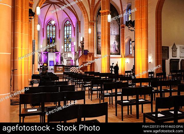 31 January 2022, Baden-Wuerttemberg, Heidelberg: View of the altar of St. Peter's Church, where the central funeral service for the victims of the rampage at...