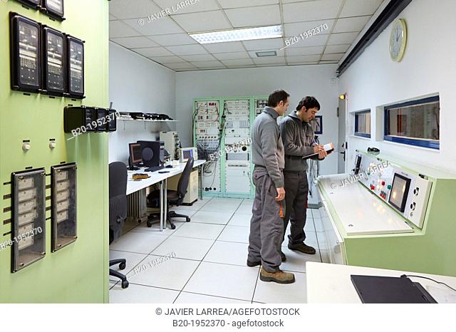 Control room. Power Electric Laboratory. Certification of electrical equipment. Technological Services to Industry. Tecnalia Research & innovation, Bizkaia