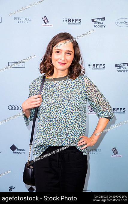 23 September 2021, Berlin: Sarah Alles, actress, participates in the Green Actors Lounge. Photo: Christoph Soeder/dpa. - Berlin/Berlin/Germany