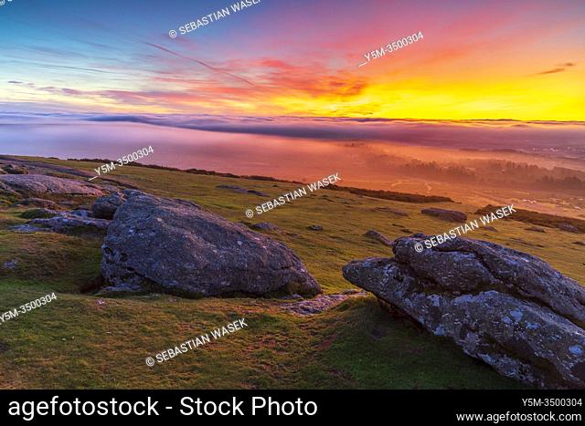 Sunrise over Haytor, Dartmoor National Park, Devon, England, United Kingdom, Europe