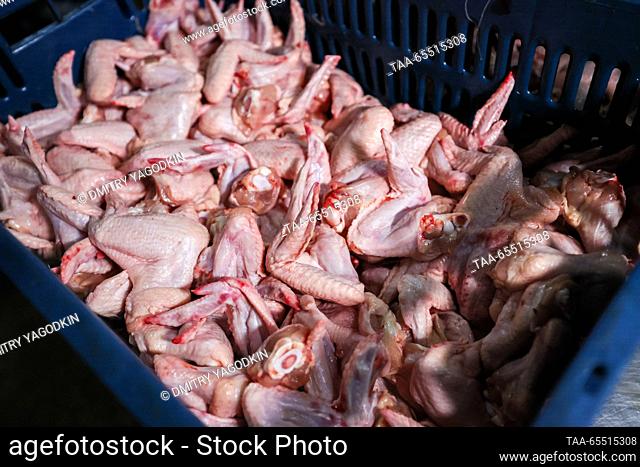 RUSSIA, DONETSK - DECEMBER 6, 2023: A crate contains poultry meat processed at the Roz-Agro agricultural company. Dmitry Yagodkin/TASS