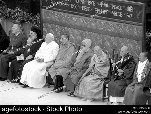 Pope John Paul II meets in the Lower Square of the Basilica of Saint Francis with representatives of the different Churches and Christian Communions and other...