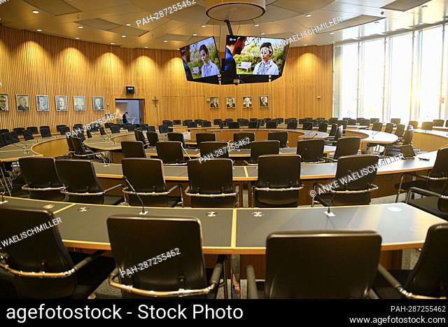 Feature, empty space of the CDU parliamentary group in NRW. Election evening in the state parliament, state elections in North Rhine-Westphalia NRW, on May 15th