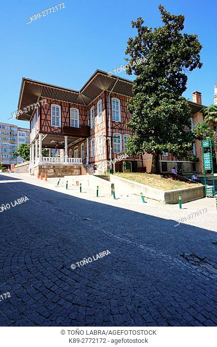 Late Ottoman vernacular architecture. Bursa streets. Turkey