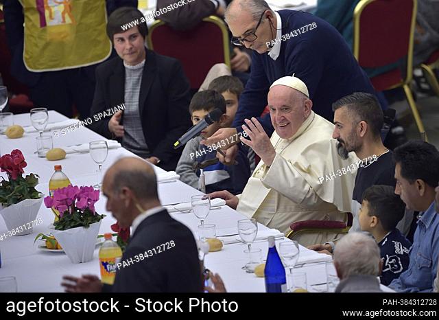 Pope Francis during a lunch with poor, homeless people and migrants at Aula Paolo VI, in Vatican City, Vatican.on November 13, 2022