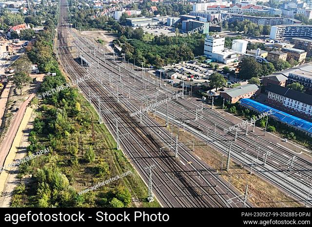 27 September 2023, Saxony-Anhalt, Magdeburg: View of the rail system from Magdeburg main station (taken with a drone).The foundation stone for the railroad...