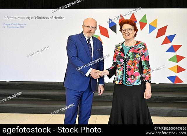 Czech Health Minister Vlastimil Valek, left, and director of the European Centre for Disease Prevention and Control (ECDC) Andrea Ammon, right