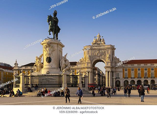 Statue of King Jose I. Triumphal Arch of Rua Augusta, Commerce Square. Lisbon, Portugal. Europe