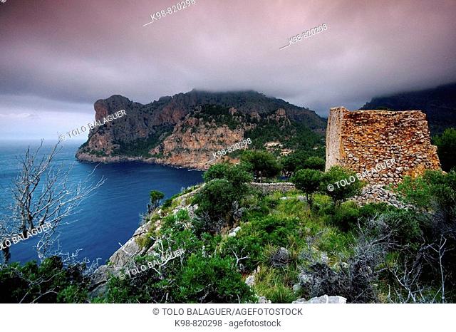 Tower of Morro des Forat and Punta de sa Corda, Cala Tuent, Escorca. Serra de Tramuntana, Majorca, Balearic Islands, Spain