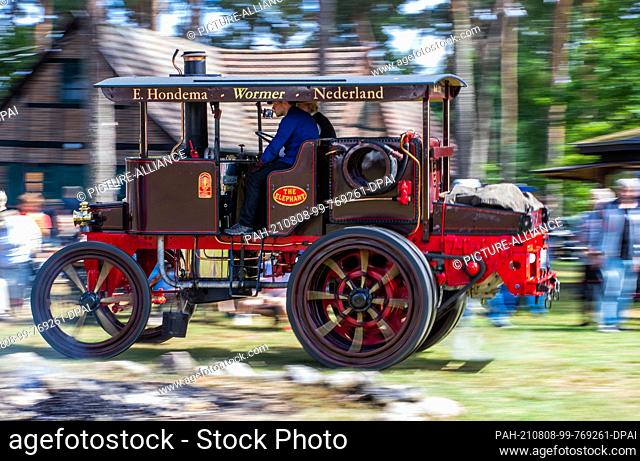 08 August 2021, Mecklenburg-Western Pomerania, Alt Schwerin: The 1924-built locomobile ""The Elephant"" of a Dutch steam engine collector drives around the...