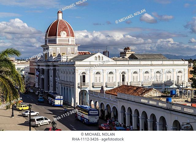 The rotunda of the Antiguo Ayuntamiento, home of the provincial government building in Cienfuegos, UNESCO World Heritage Site, Cuba, West Indies