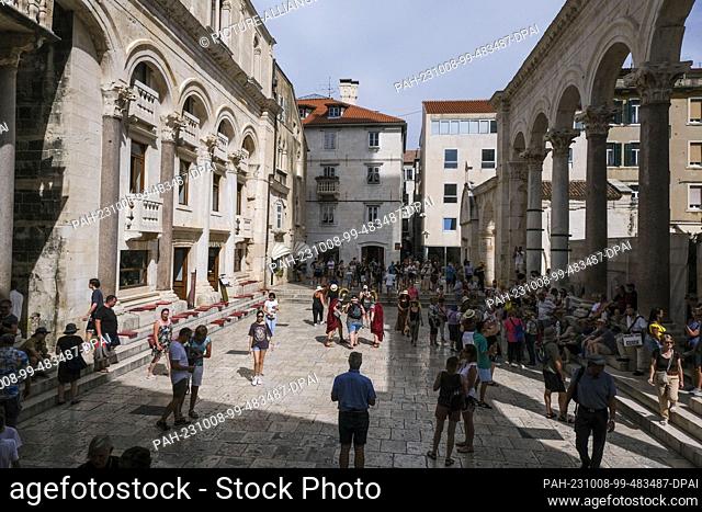 PRODUCTION - 19 September 2023, Croatia, Split: The peristyle of Diocletian's Palace served as a reception hall for Emperor Diocletian and today it is one of...