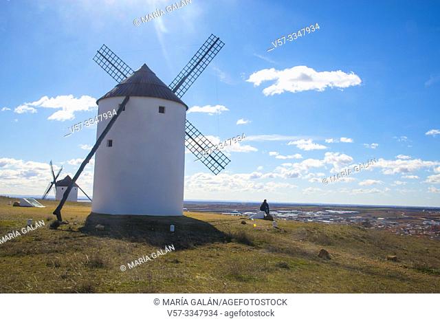 Windmills and view of the village. Mota del Cuervo, Cuenca province, Castilla La Mancha, Spain