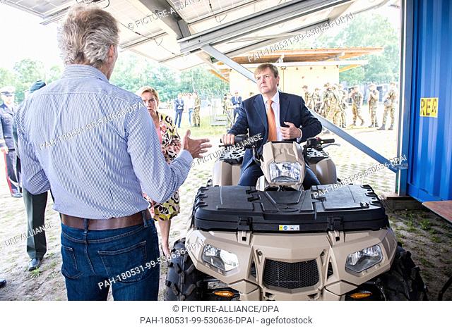 King Willem-Alexander of The Netherlands at Kamp Soesterberg, on May 31, 2018, for a workvisit to the Fieldlab Smartbase van het Commando...