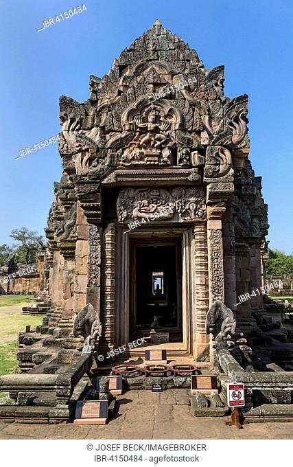 Mandapa, Phra Naraj relief and representation of a ten-armed dancing Shiva, Prasat Hin Khao Phanom Rung, Khmer temple, Buri Ram, Buriram Province, Isan, Isaan