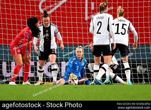 01 December 2023, Mecklenburg-Western Pomerania, Rostock: Soccer, Women: Nations League A Women, Germany - Denmark, group stage, group 3, match day 5