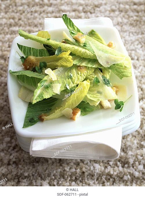 Green lettuce, parmesan and croutons