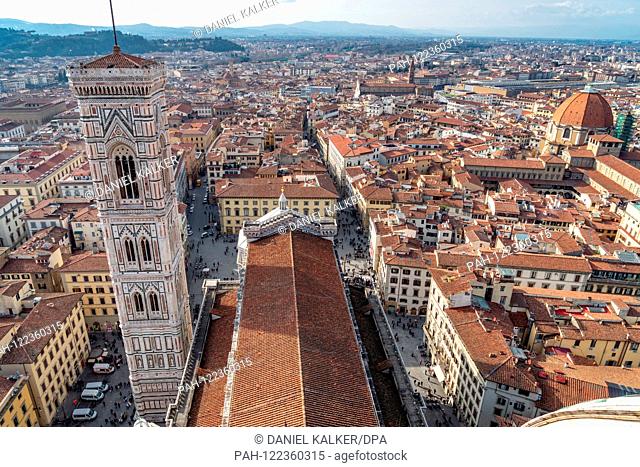 Italy: Panoramic view on Florence from the dome of the Cattedrale di Santa Maria..Photo from 20. February 2016. | usage worldwide