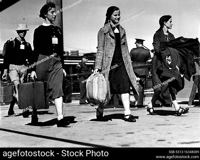 German internees arriving in Australia. January 1, 1941