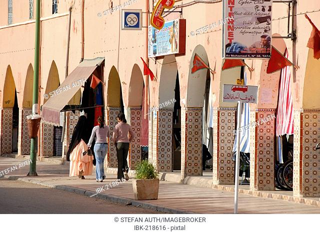Oriental atmosphere arcades Foum Zguid Morocco