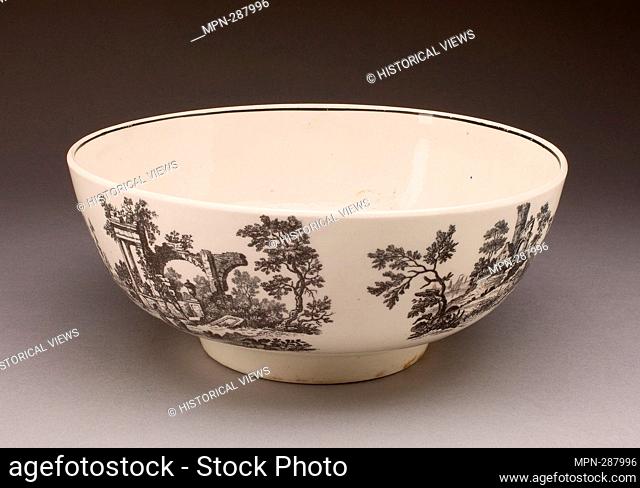 Author: Worcester Royal Porcelain Company. Bowl - About 1785 - Worcester Porcelain Factory Worcester, England, founded 1751
