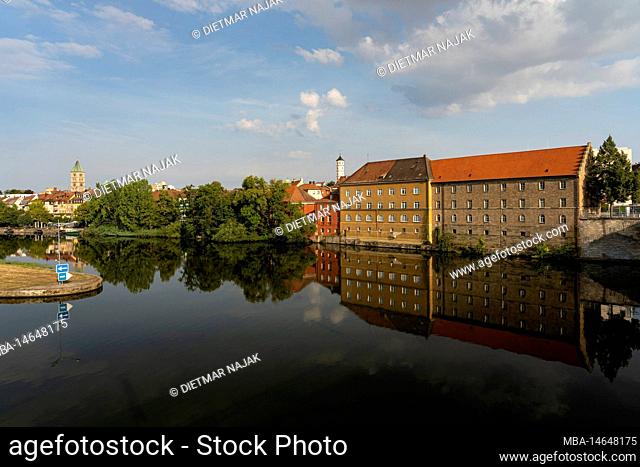Sunrise over the Main river near Schweinfurt with its old town, district Schweinfurt, Lower Franconia, Franconia, Bavaria, Germany