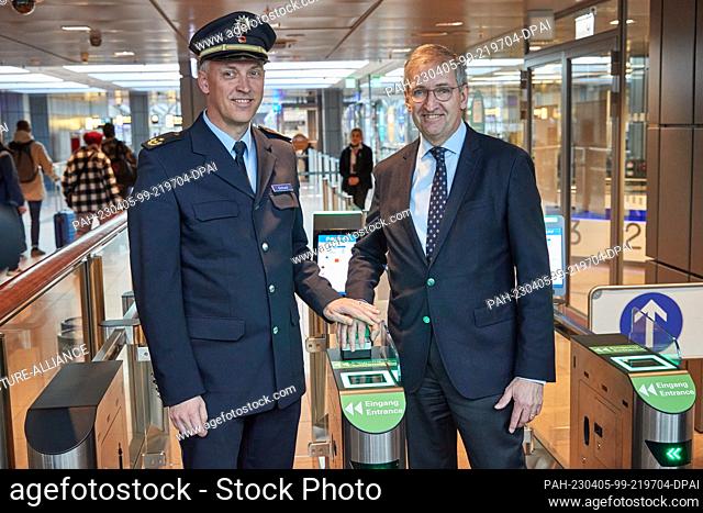 05 April 2023, Hamburg: Michael Schuol (l), President of the Federal Police Headquarters in Hanover, and Michael Eggenschwiler, CEO of Hamburg Airport
