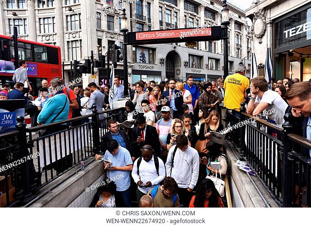 The first day of the London Underground Tube Strike at Oxford Circus. Millions of commuters are facing travel chaos as the entire London Underground network is...