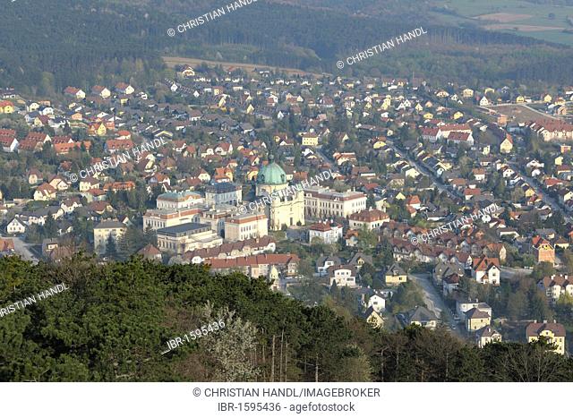 View of Margaretenkirche church, Guglzipf lookout, Berndorf, Triestingtal valley, Lower Austria, Austria, Europe