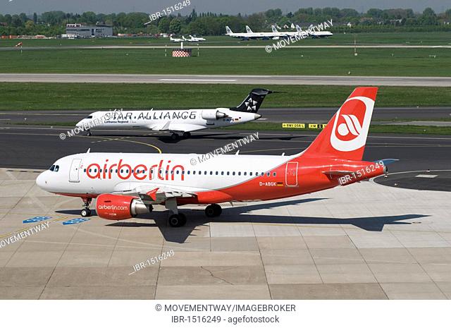 Airport, runway, aircraft, Lufthansa Regional airline, City Line, D-ALPS, Star-Alliance, airfield, Airberlin airline, D-ABGK, Duesseldorf, Rhineland