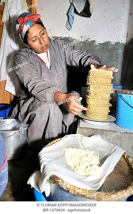 Production of fresh cheese in the Penas Valley, Departamento Oruro, Bolivia, South America