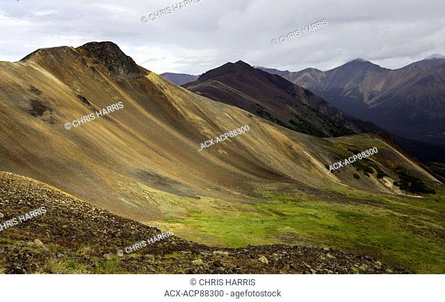 Canada, British Columbia, Tweedsmuir Park, Chilcotin region, Chilcotin Ark, Rainbow Mountains