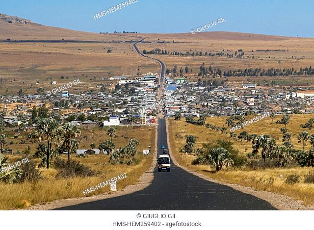 Madagascar, Central Highlands, former Province of Fianarantsoa, IHorombe Region, new town born of the sapphire rush, Ilakaka on the National Road 7
