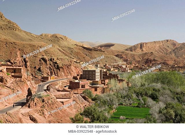 Morocco, Dades-Valley, Dades-Gorges, locality perspective, Africa, North-Africa, city, desert-city, houses, clay-houses, clay-construction-manner, tower